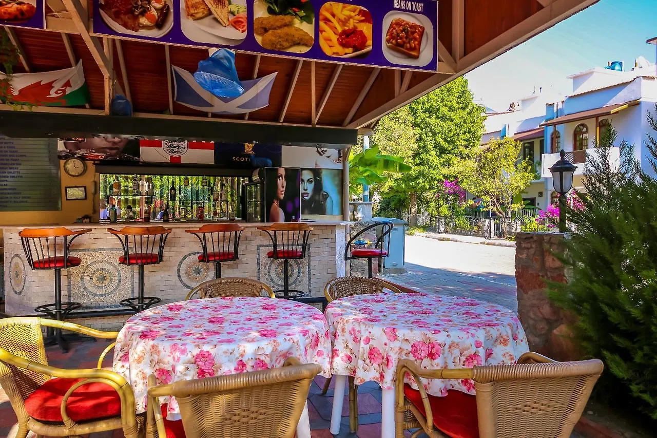 Uestuen Apart Marmaris