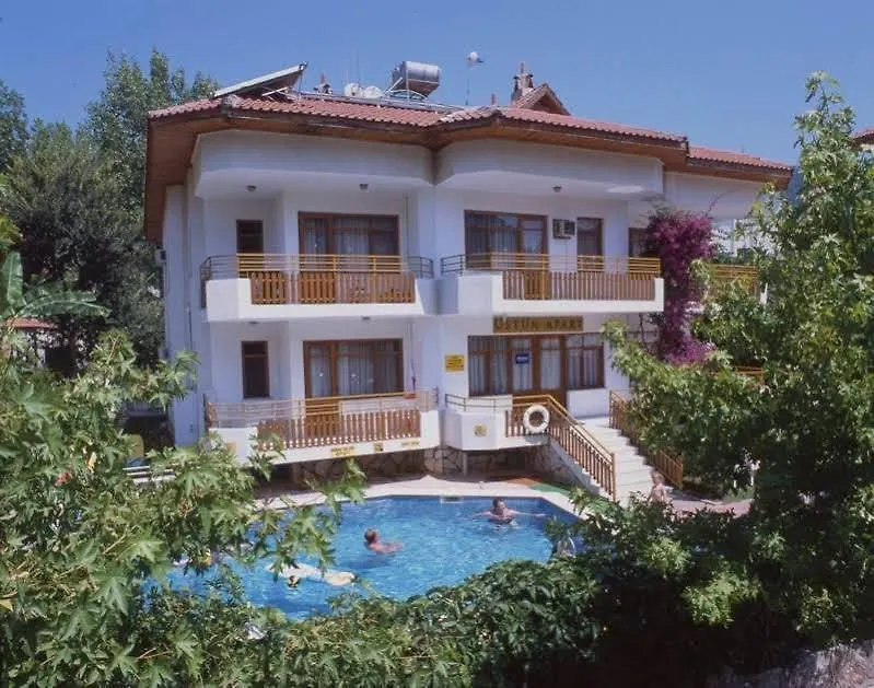 Uestuen Apart Marmaris Türkei