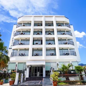 3* Hotel Aurasia Sea Side